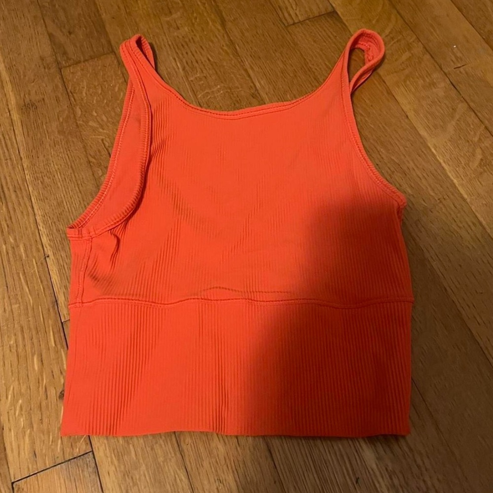 Red power pivot lululemon tank